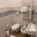 Casa Di Luce Con Parcheggio Privato Interno Gratuito * Montesilvano