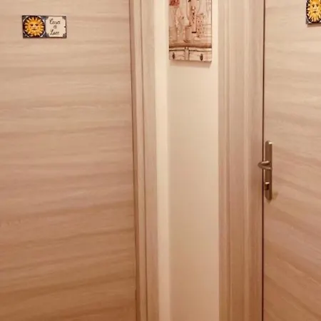 Casa Di Luce Con Parcheggio Privato Interno Gratuito
